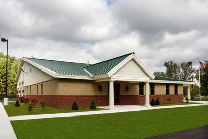 picture of main entrance to Littlefield Township Fire Station in Alanson, Michigan - 9,600 SF, built in 2007